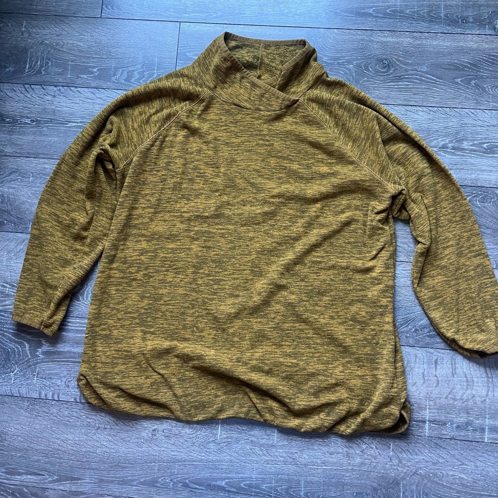 Tek Gear Cozy Mustard Long Sleeve fleece